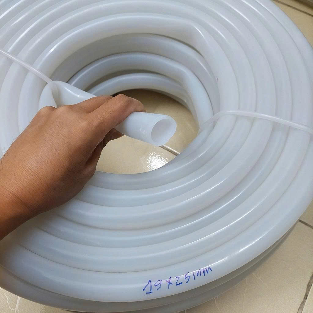 Ống silicone chịu nhiệt 19x25mm (D19 x D25)
