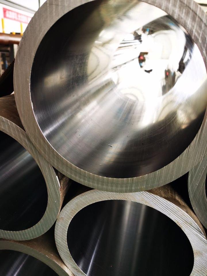 ỐNG XI LANH THỦY LỰC (ỐNG BEN) 145X170MM ỐNG XI LANH THỦY LỰC (ỐNG BEN) 145X170MM